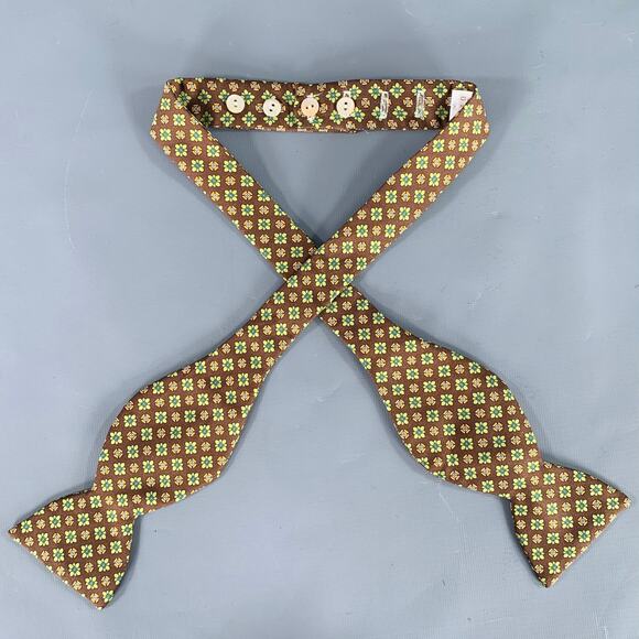 CARROT & GIBBS Brown Green Orange Floral Silk Bow Tie - Picture 1 of 5